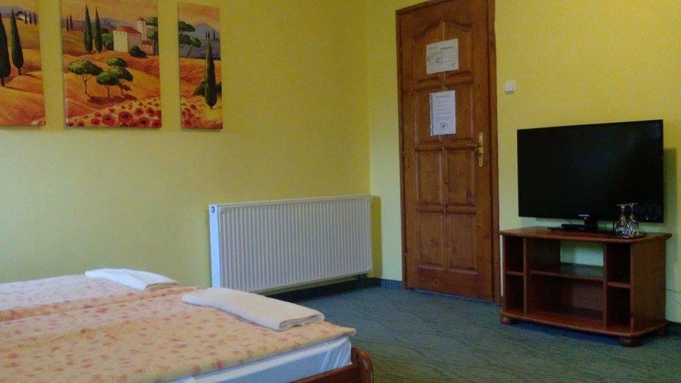 Varju Fogado Tapolca Bed and Breakfast Zewnętrze zdjęcie