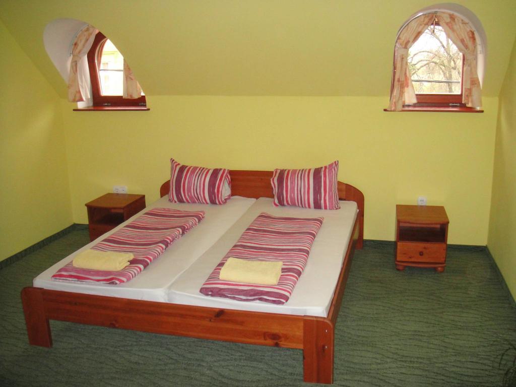 Varju Fogado Tapolca Bed and Breakfast Pokój zdjęcie